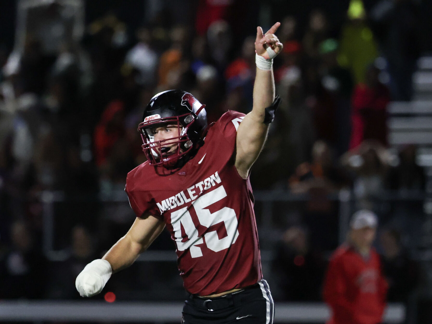 102524-wsj-sports-middleton-chippewa0149